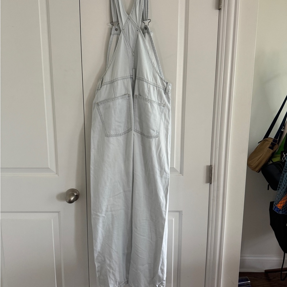 We The Free Blue Denim Overalls Classic Style - Picture 2 of 2